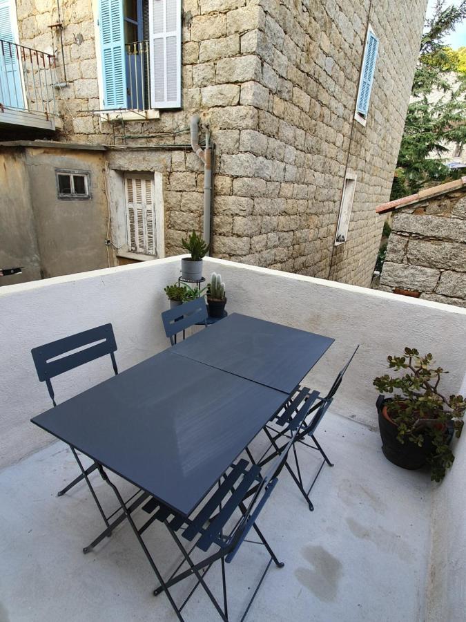 Appartement Au Coeur De Sartene Eksteriør billede